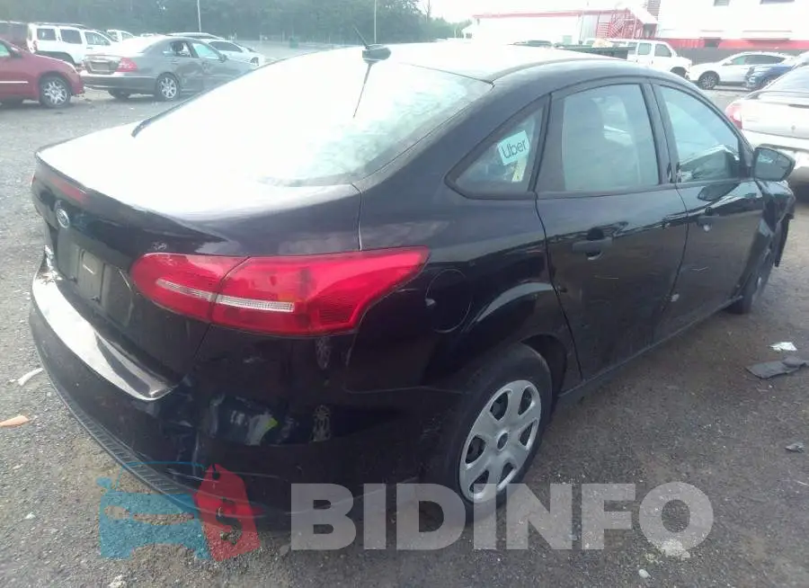 1FADP3E22JL209450 Photo# 4