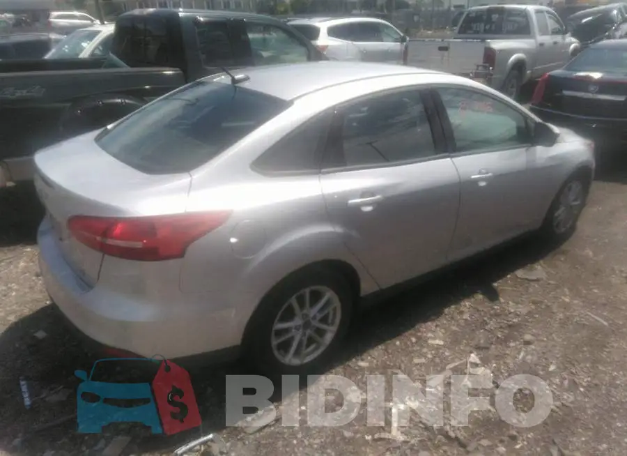 1FADP3F27GL304089 Photo# 4