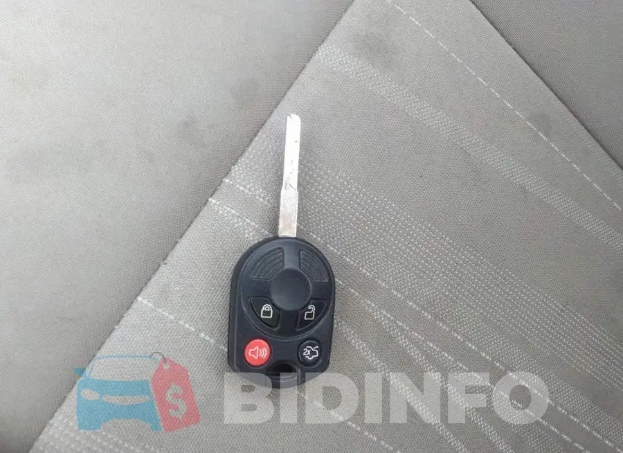 1FADP3F26GL233421 Photo# 11