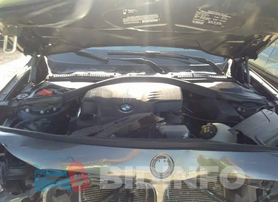WBA8Z5C5XGGS37784 Photo# 10