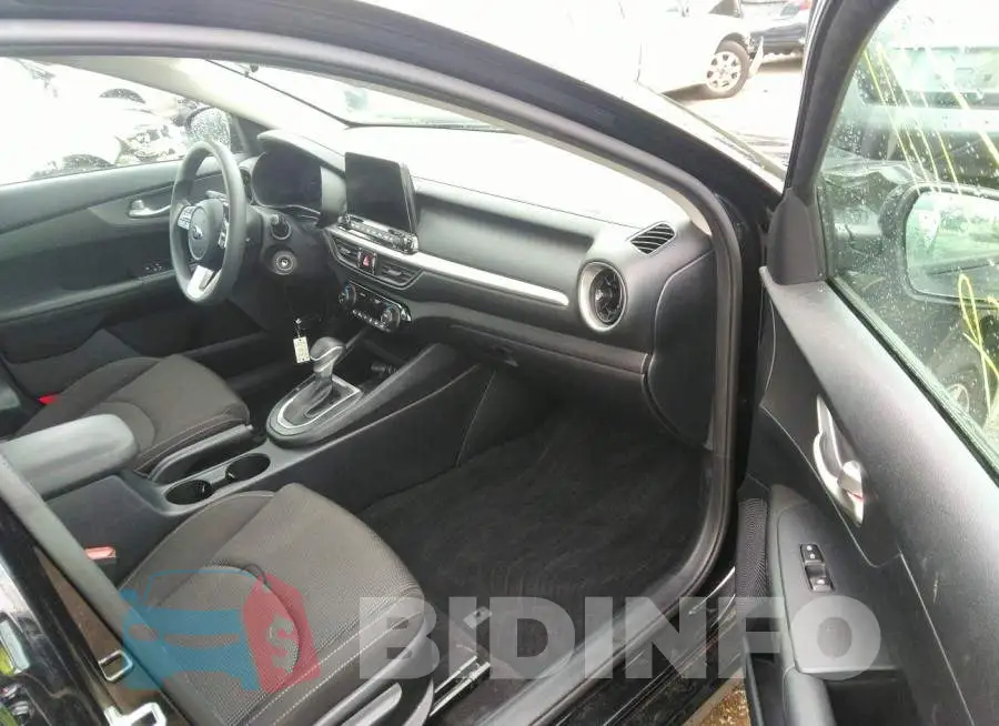 3KPF24AD8KE026918 Photo# 5