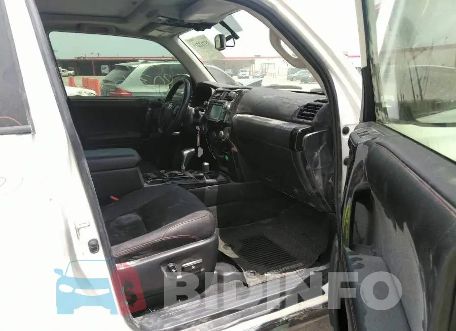 JTEBU5JR2J5589222 Photo# 5