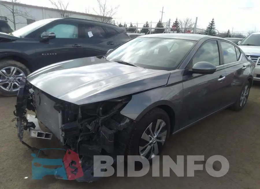 1N4BL4BV1KC148598 Photo# 2