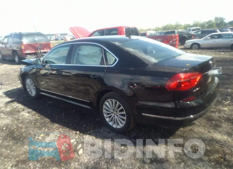 1VWBS7A39GC063639 Photo# 3