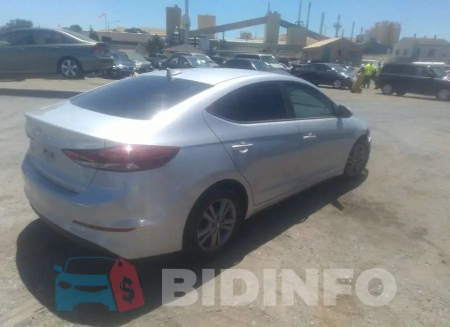 5NPD84LF1HH062488 Photo# 4