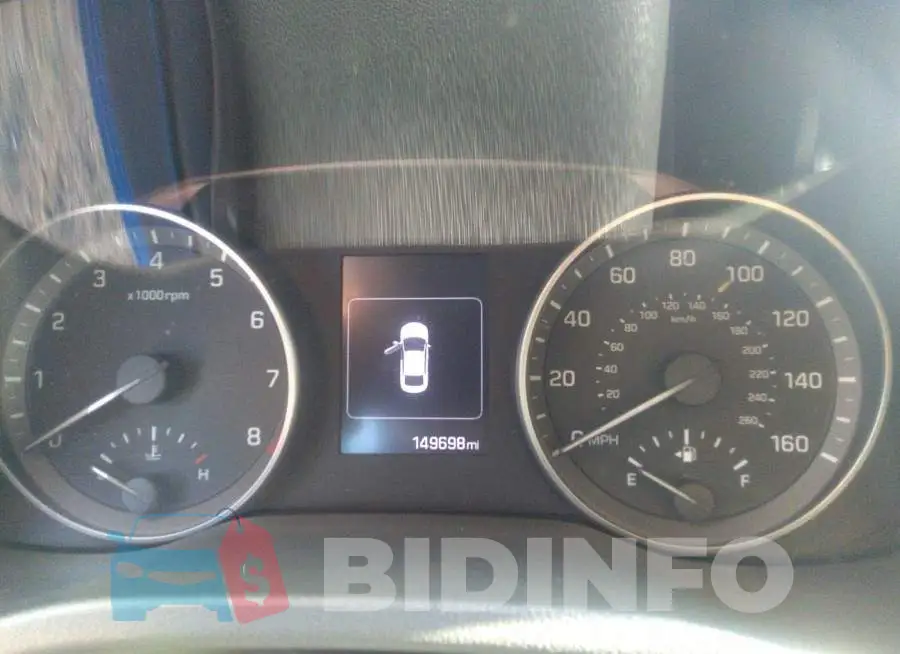 KMHD84LF9HU358666 Photo# 7