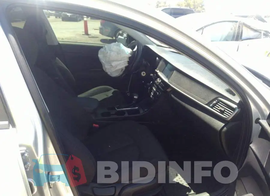 5XXGT4L35JG248960 Photo# 5