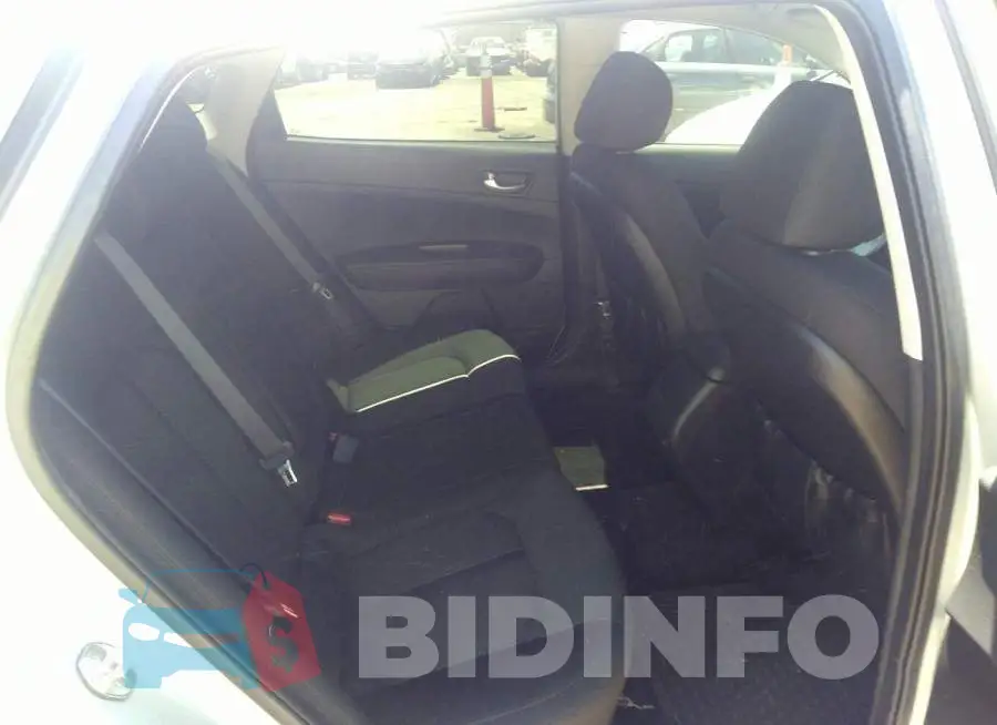 5XXGT4L35JG248960 Photo# 8