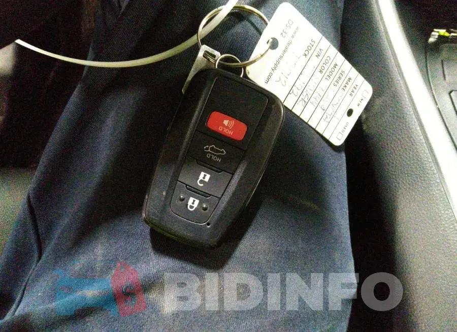 4T3RWRFV0MU026192 Photo# 11