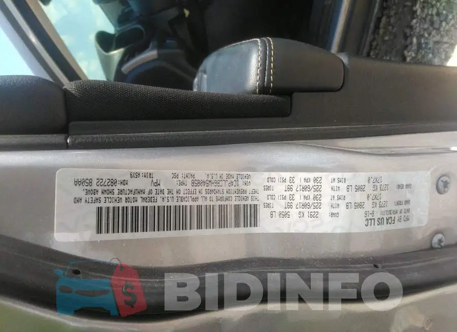 1C4PJLCB6HW540858 Photo# 9
