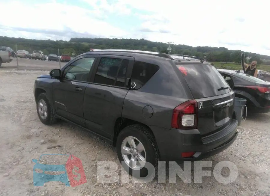 1C4NJCBA7FD149081 Photo# 3