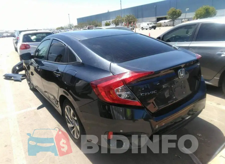 19XFC2F78GE204211 Photo# 3