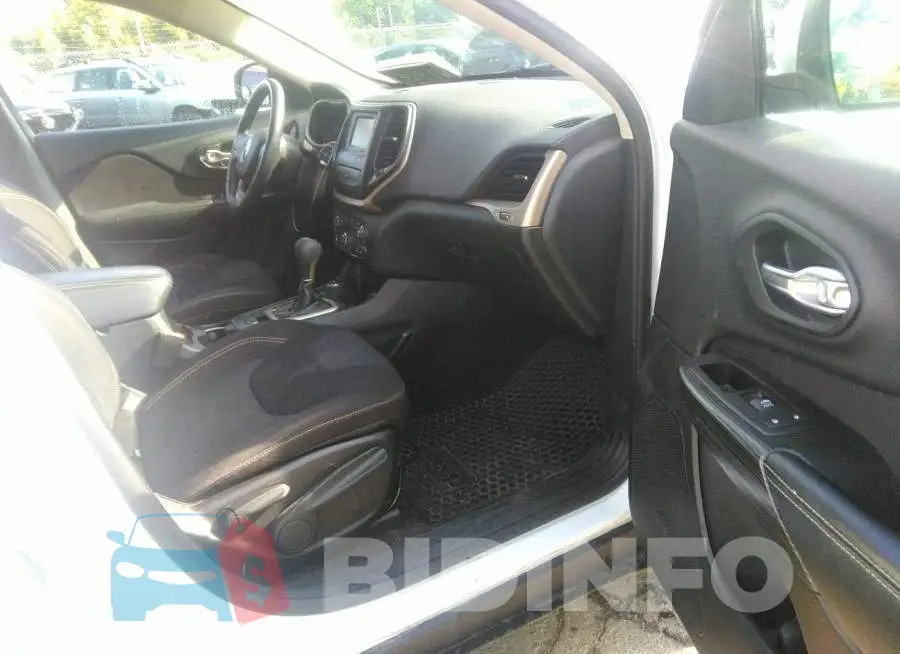 1C4PJMCB1FW594684 Photo# 5