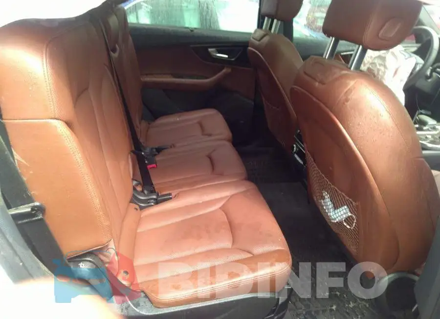 WA1LAAF73KD011732 Photo# 8