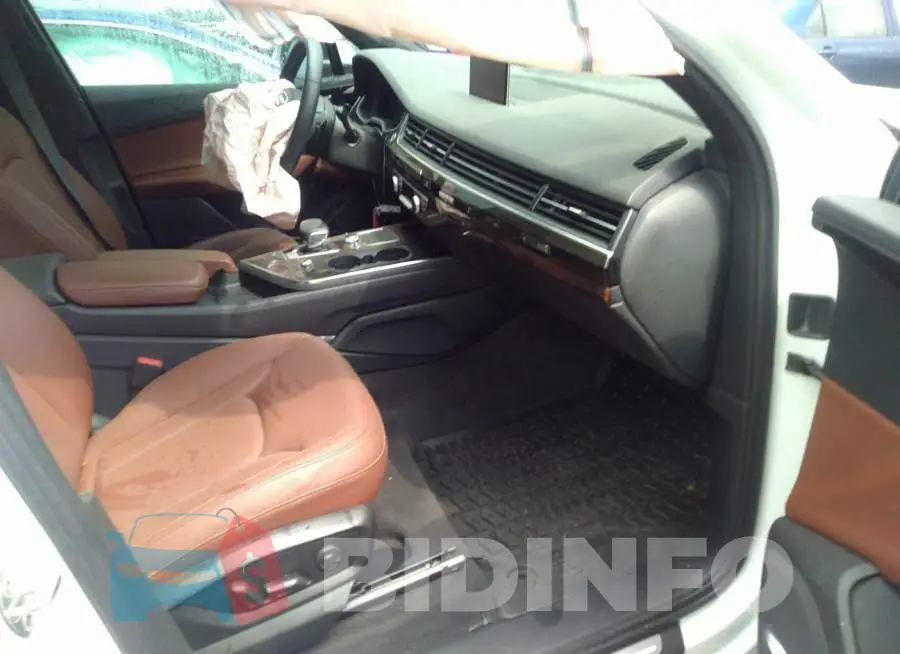 WA1LAAF73KD011732 Photo# 5