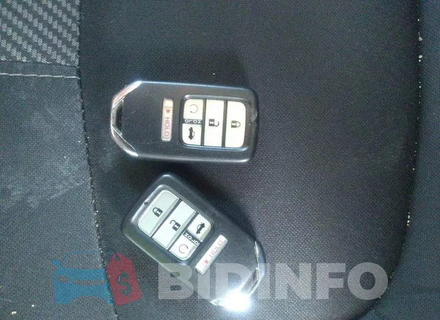 19XFC2F77HE011761 Photo# 11