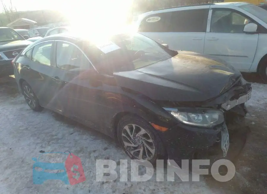 19XFC2F77HE011761 Photo# 1