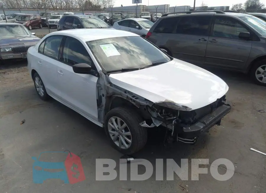 3VWD17AJ7FM284633 Photo# 1