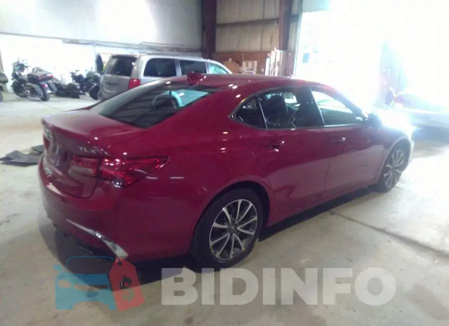 19UUB2F38KA000416 Photo# 4