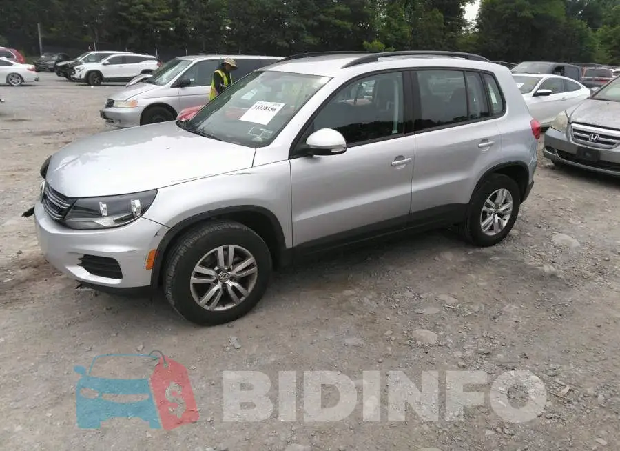 WVGAV7AX1HK001115 Photo# 2