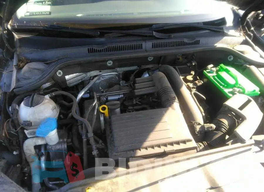 3VW2B7AJ0HM386332 Photo# 10