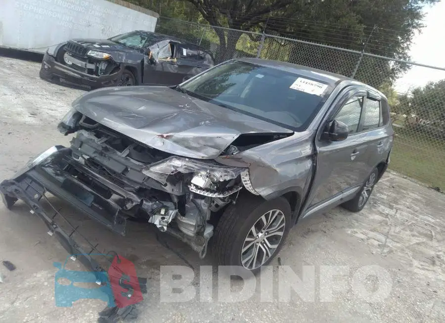 JA4AD2A34JZ052431 Photo# 2