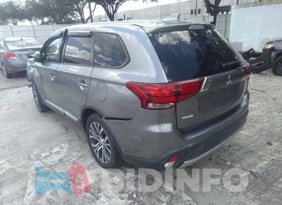 JA4AD2A34JZ052431 Photo# 3