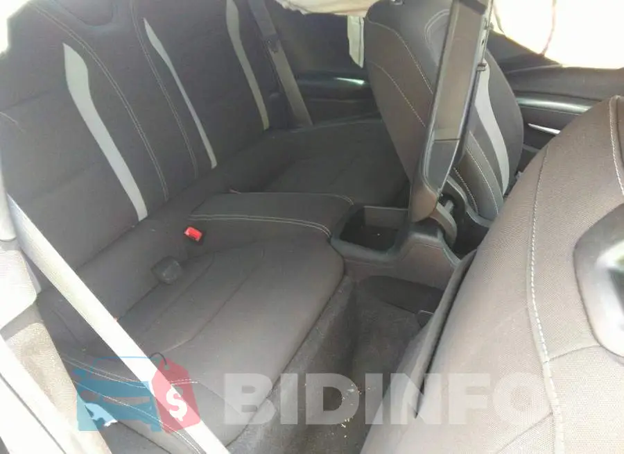1G1FB1RS5H0204800 Photo# 8