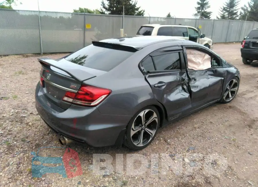 2HGFB6E55FH704938 Photo# 4