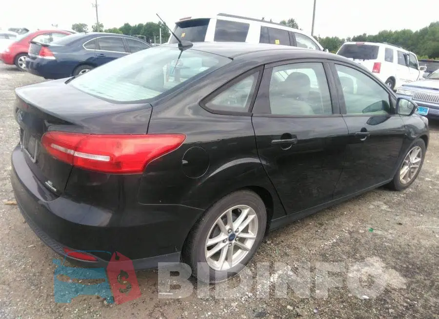 1FADP3F26FL365674 Photo# 4