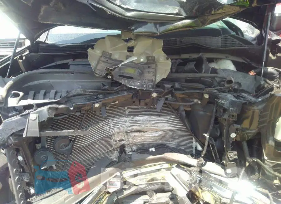 3GTU9DED3KG308238 Photo# 10