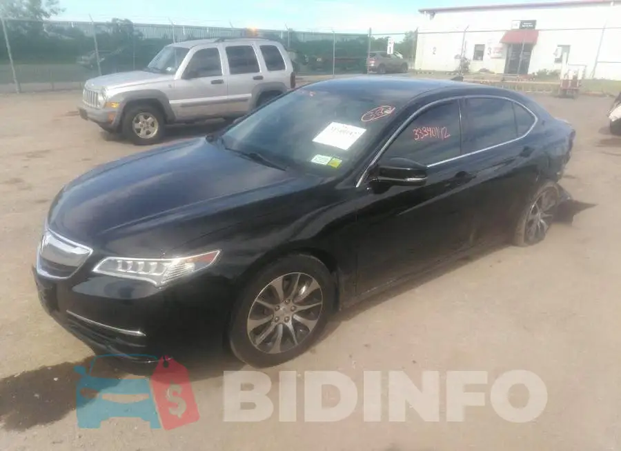 19UUB1F31FA018689 Photo# 2