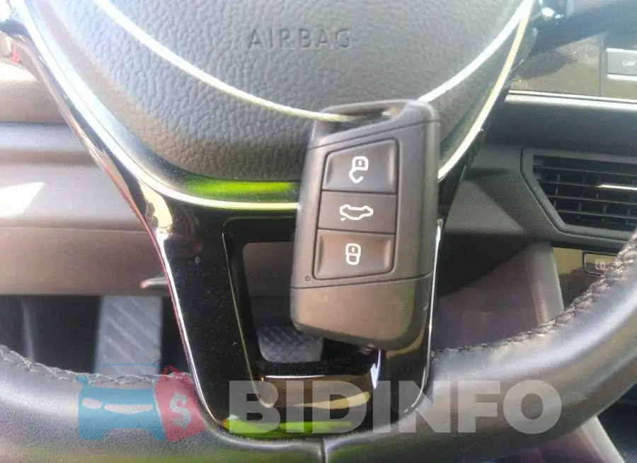 3VWC57BU2KM053917 Photo# 11
