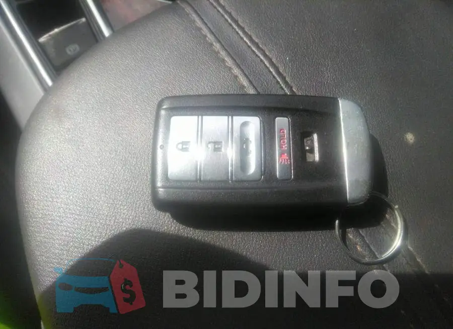 19UUB1F31FA018689 Photo# 11