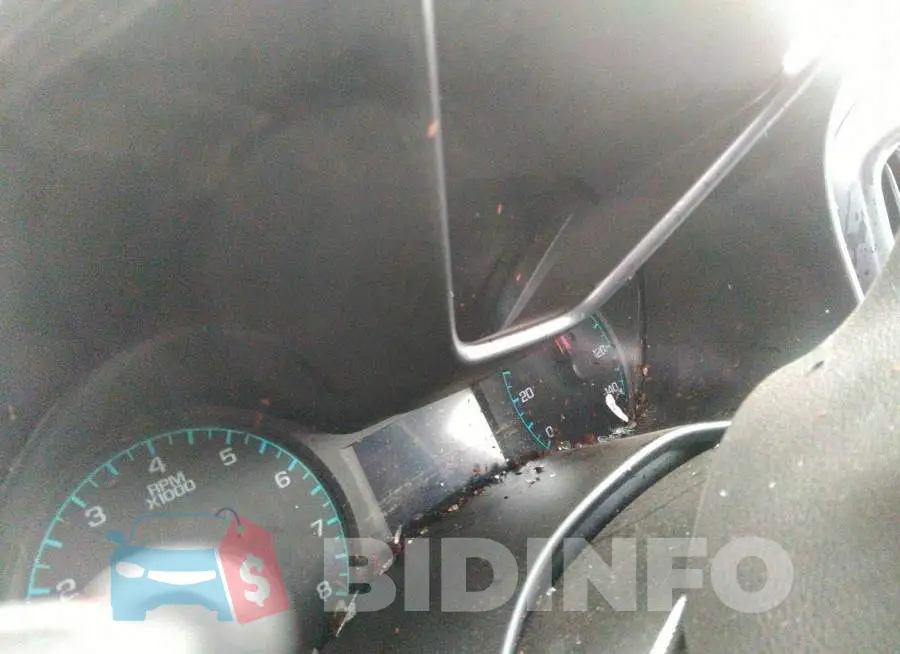 1GCHTBEN8M1232727 Photo# 7