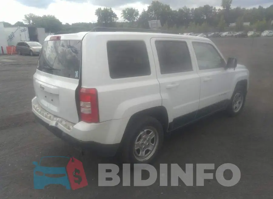 1C4NJPBBXFD317912 Photo# 4