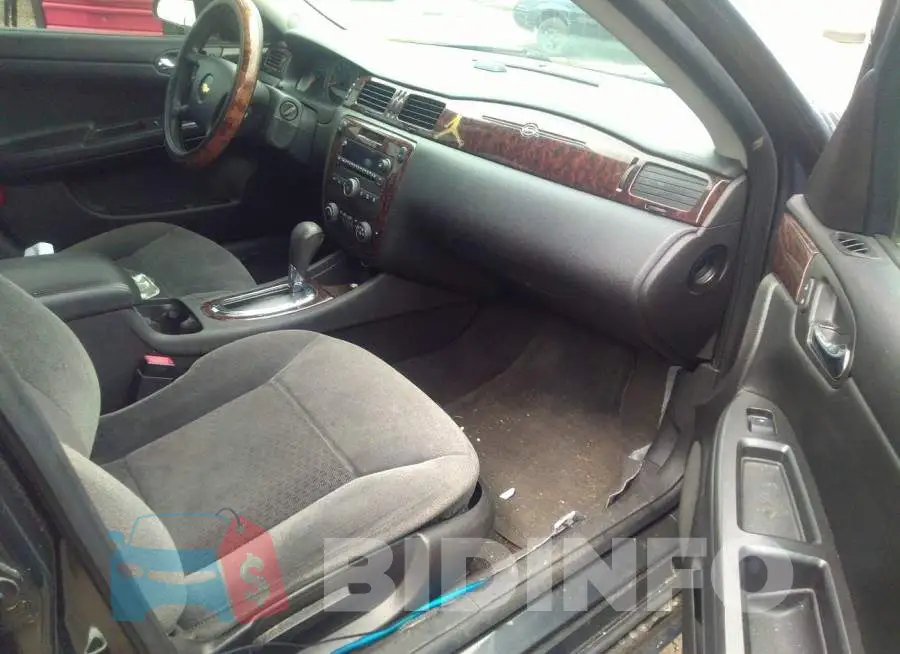 2G1WB5E38G1180680 Photo# 5