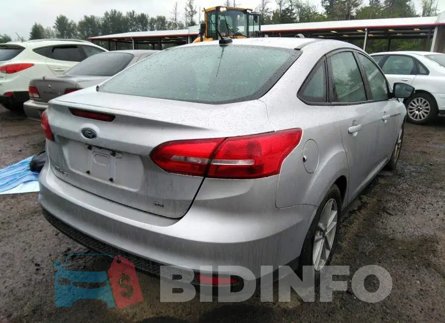1FADP3F24HL304522 Photo# 4