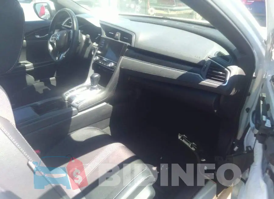 19XFC2F84LE205018 Photo# 5