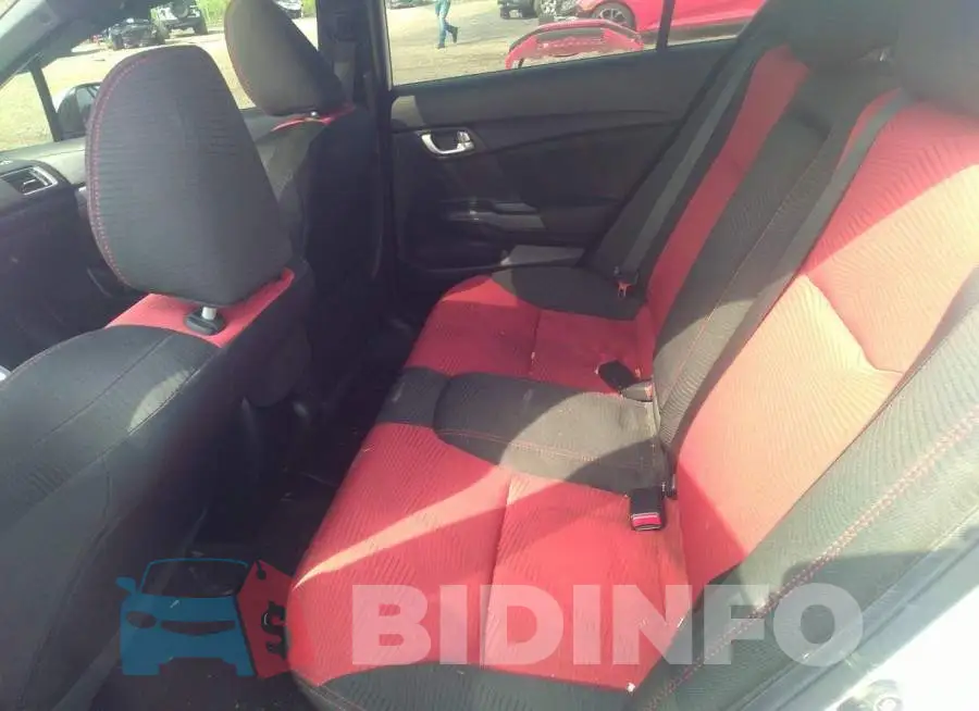 2HGFB6E53FH708115 Photo# 8