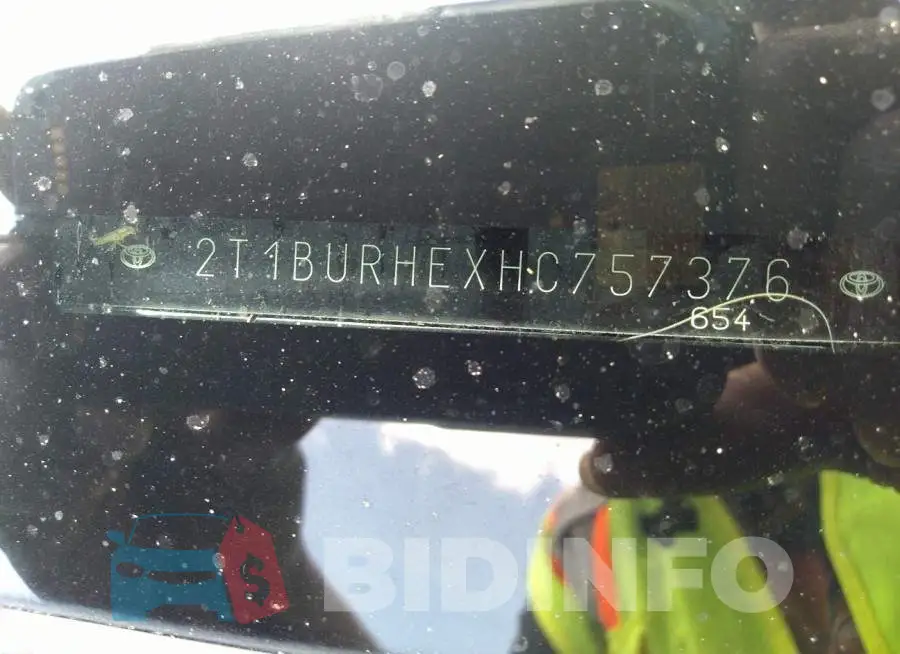 2T1BURHEXHC757376 Photo# 9