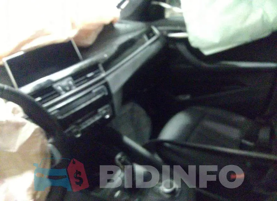 WBXJG9C0XM5S11086 Photo# 5