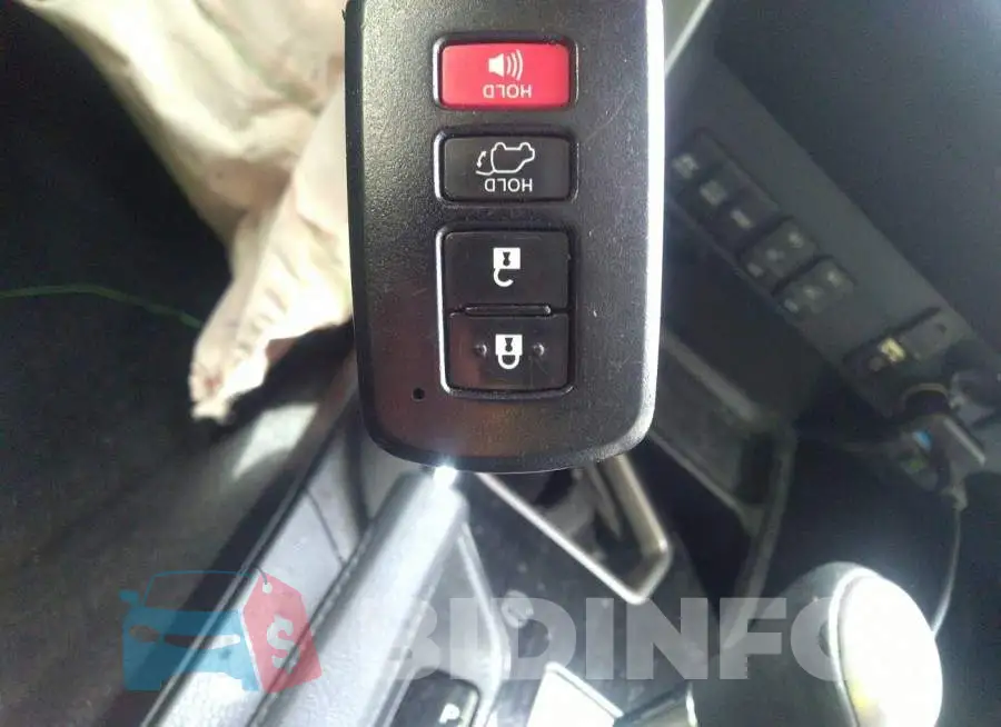 JTMDJREVXGD059387 Photo# 11