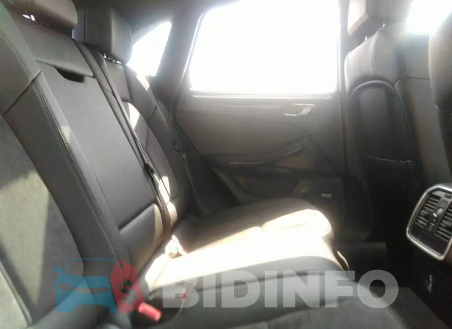 WP1AB2A56MLB30226 Photo# 8