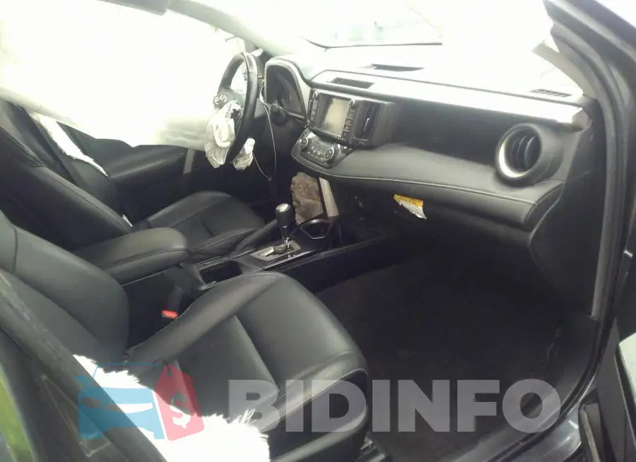 JTMDJREVXGD059387 Photo# 5