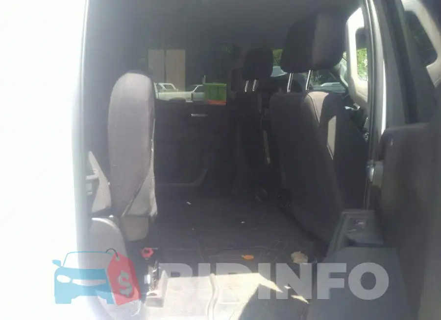 3GCPWBEF1LG190249 Photo# 8