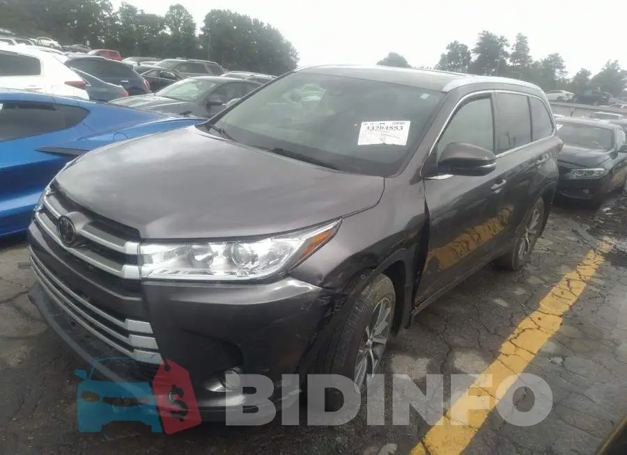 5TDJZRFH7HS396156 Photo# 2