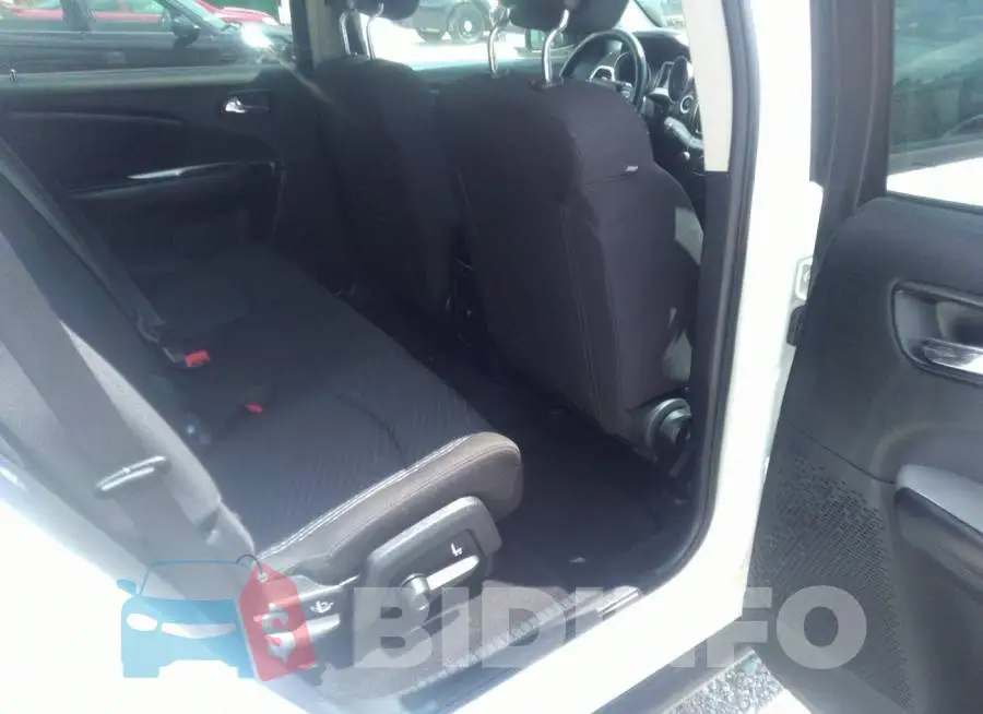3C4PDCAB7GT115339 Photo# 8