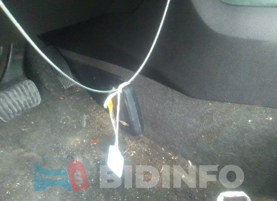 1G1RB6E48FU109378 Photo# 11