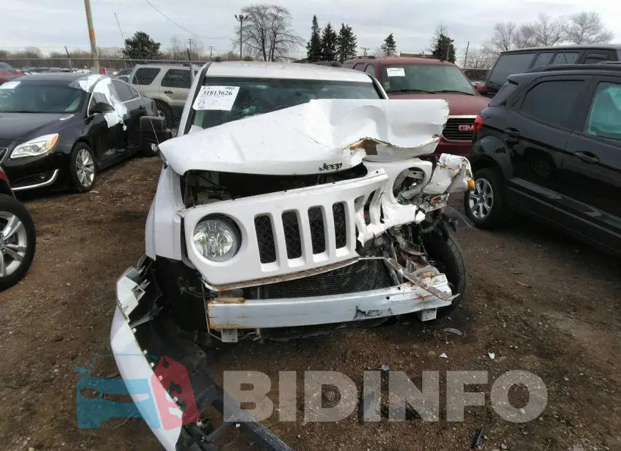 1C4NJPBA8GD747222 Photo# 6